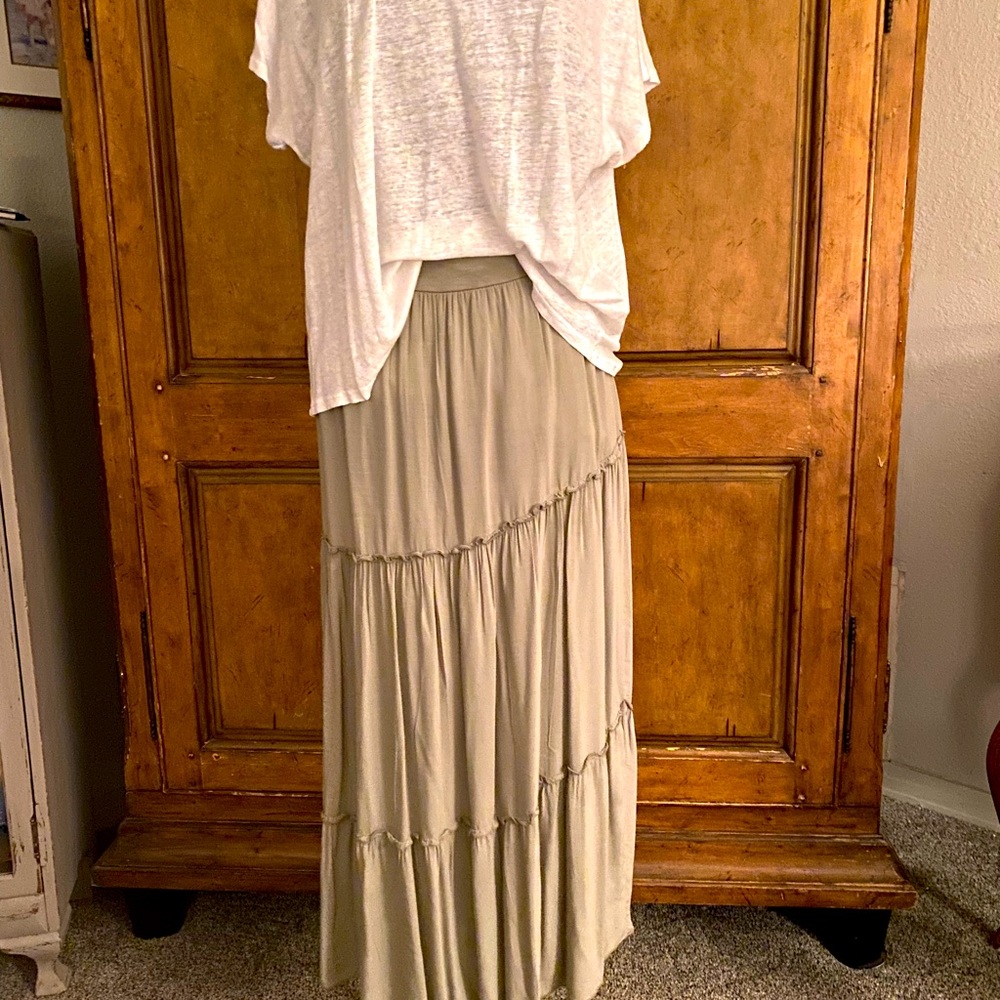 Beautiful Suzy D London Cotton Skirt